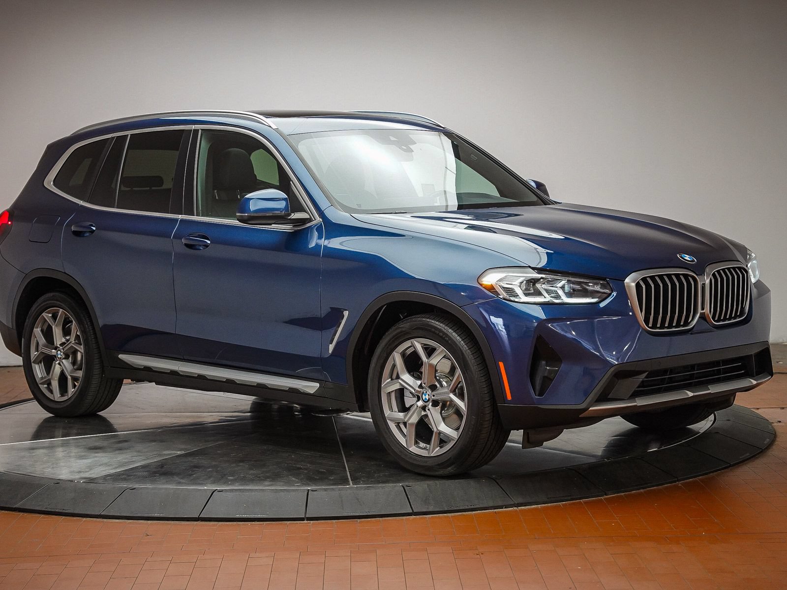 Used 2022 BMW X3 sDrive30i w/ Premium Package 2 RWD image 6