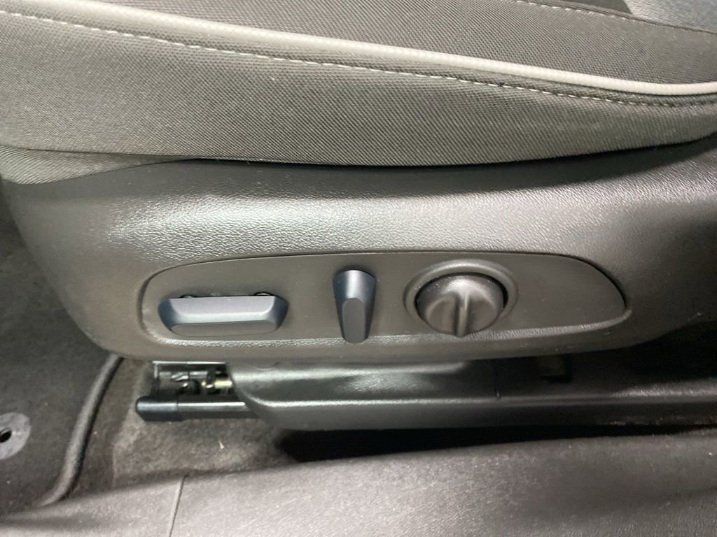 Used 2023 Chevrolet TrailBlazer LT image 28