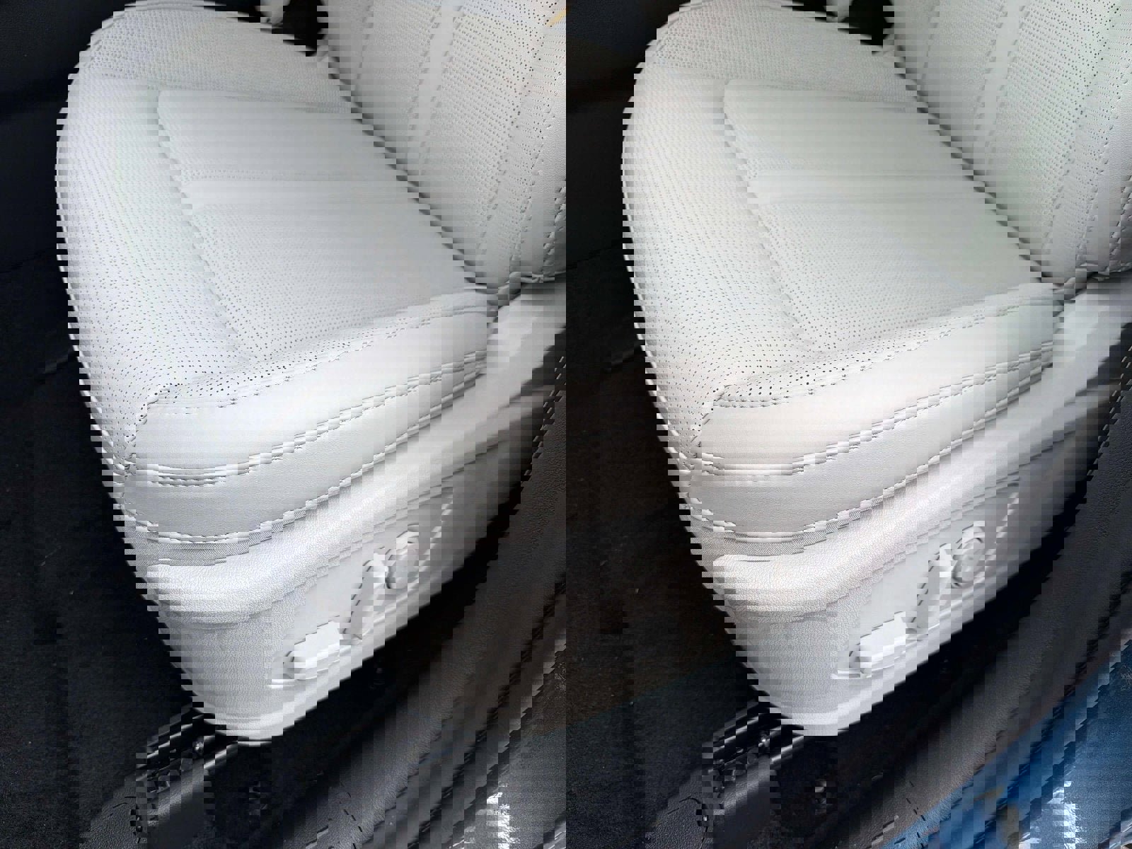 New 2026 Kia Sorento EX image 16