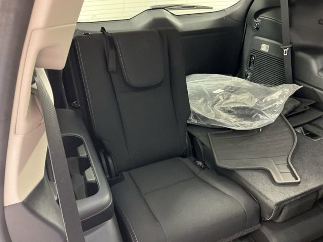 Used 2023 Subaru Ascent Premium w/ Convenience Package image 13