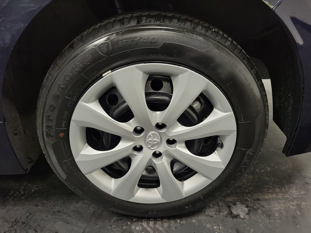 Used 2023 Toyota Corolla LE image 11