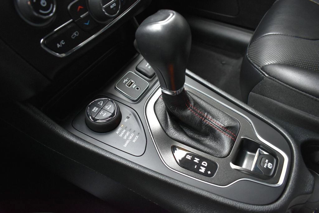 Used 2022 Jeep Cherokee Trailhawk w/ Sun, Sound & Nav Group image 22