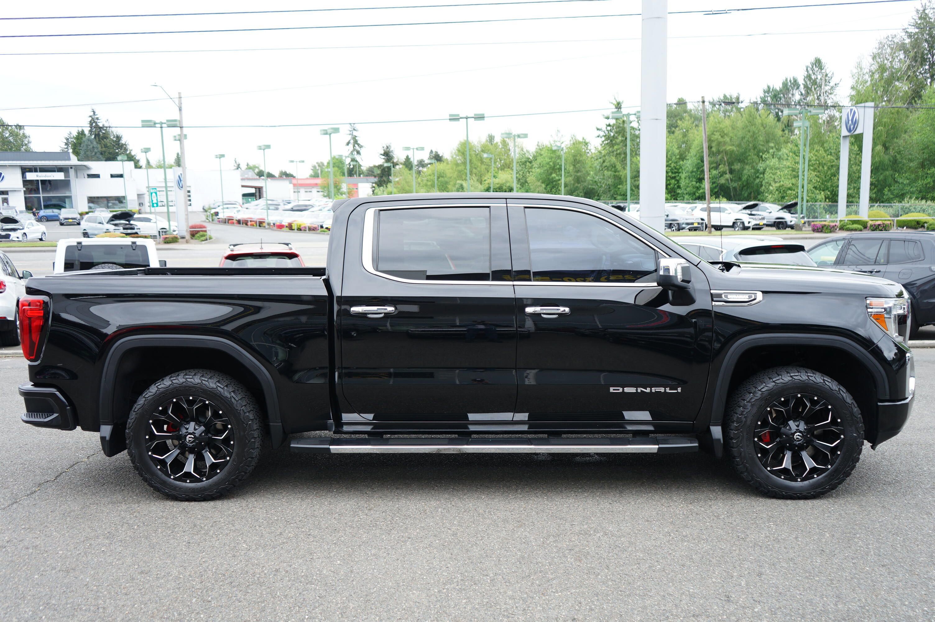 Used 2020 GMC Sierra 1500 Denali w/ Denali Premium Package AWD/4WD image 6