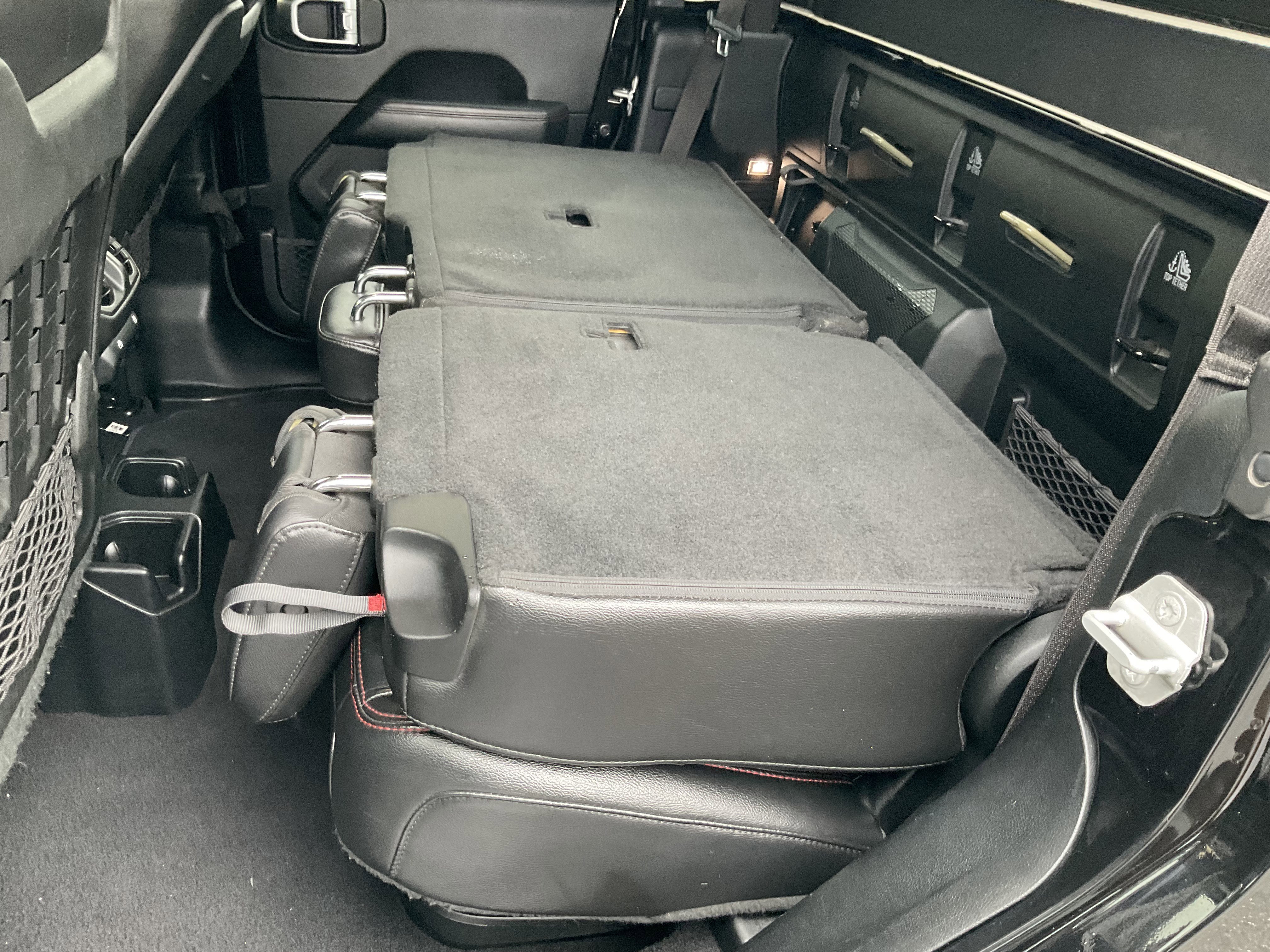 Used 2020 Jeep Gladiator Rubicon w/ Advanced Safety Group image 42