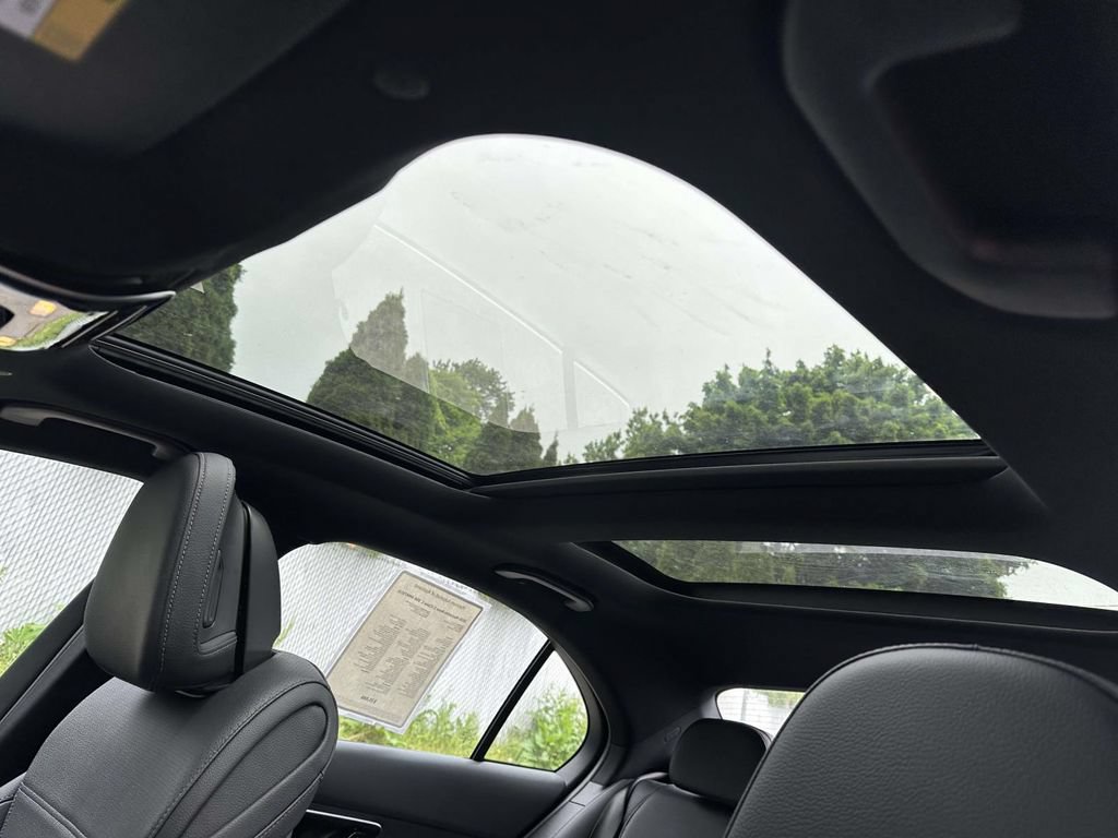Used 2025 Mercedes-Benz C 300 4MATIC Sedan image 23