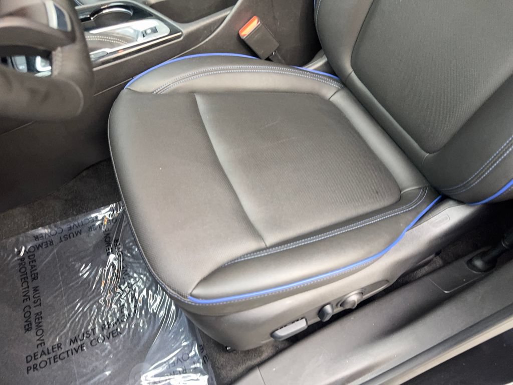 Used 2025 Buick Encore GX Sport Touring w/ Comfort Package FWD image 29