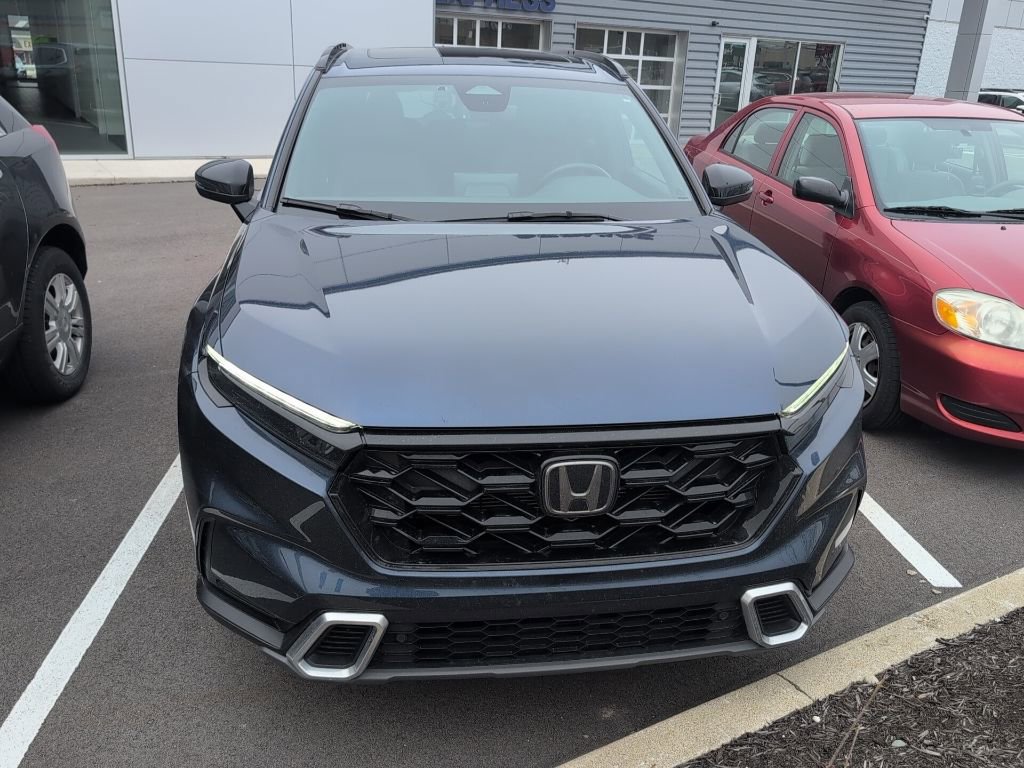 Used 2023 Honda CR-V Sport Touring image 4