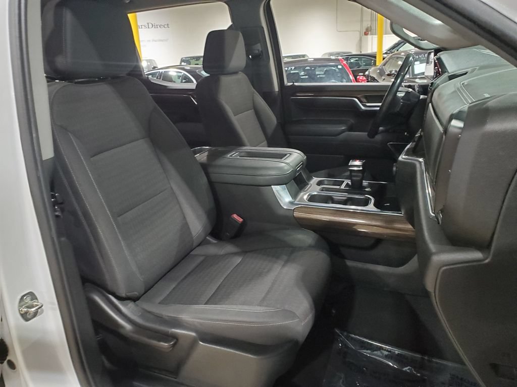 Used 2022 Chevrolet Silverado 1500 LT w/ Z71 Off-Road Package AWD/4WD image 14