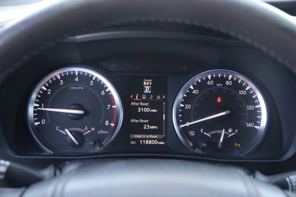 Used 2014 Toyota Highlander Limited AWD/4WD image 26