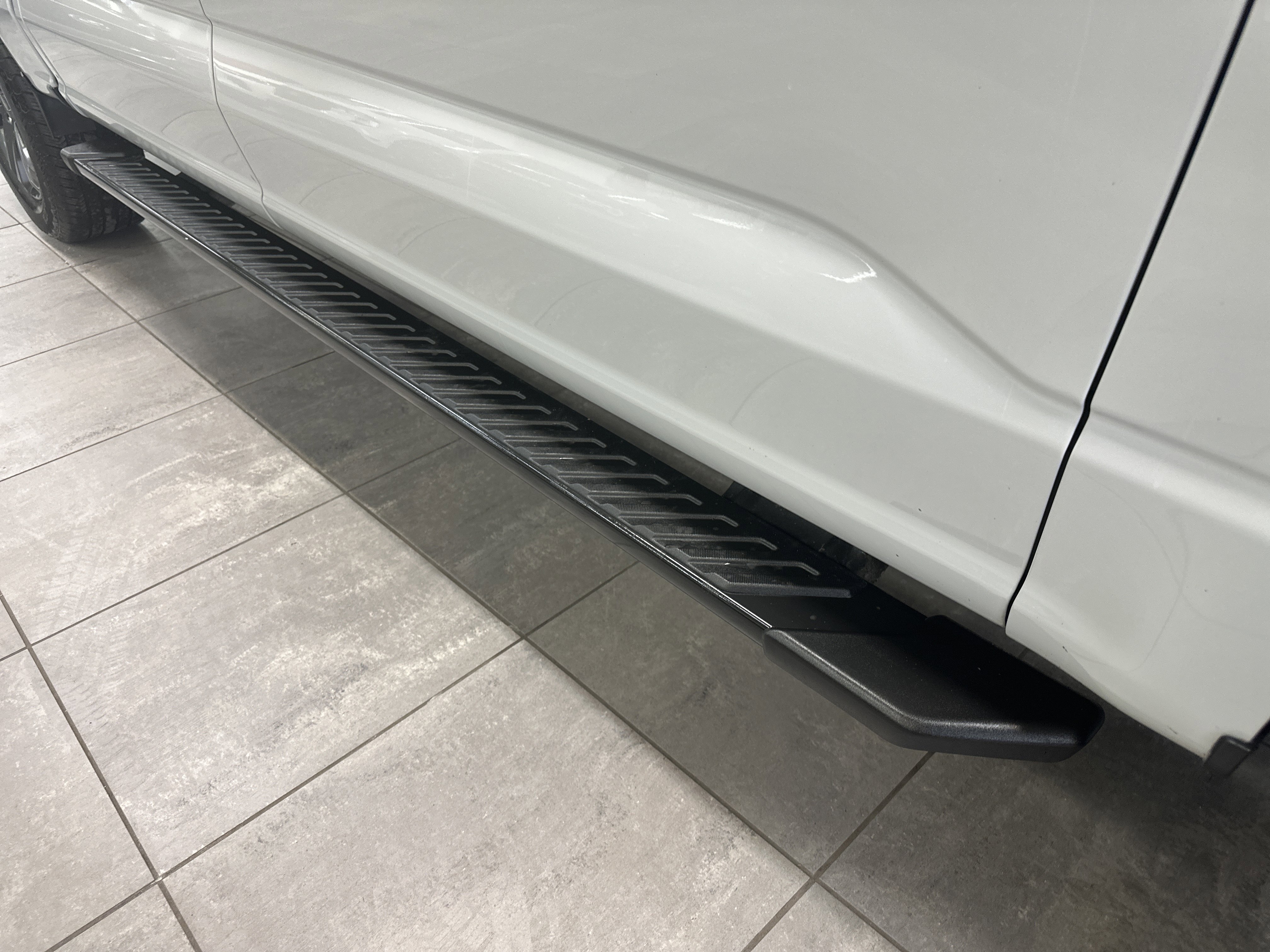 Used 2023 Ford F150 XLT w/ Equipment Group 302A High image 9