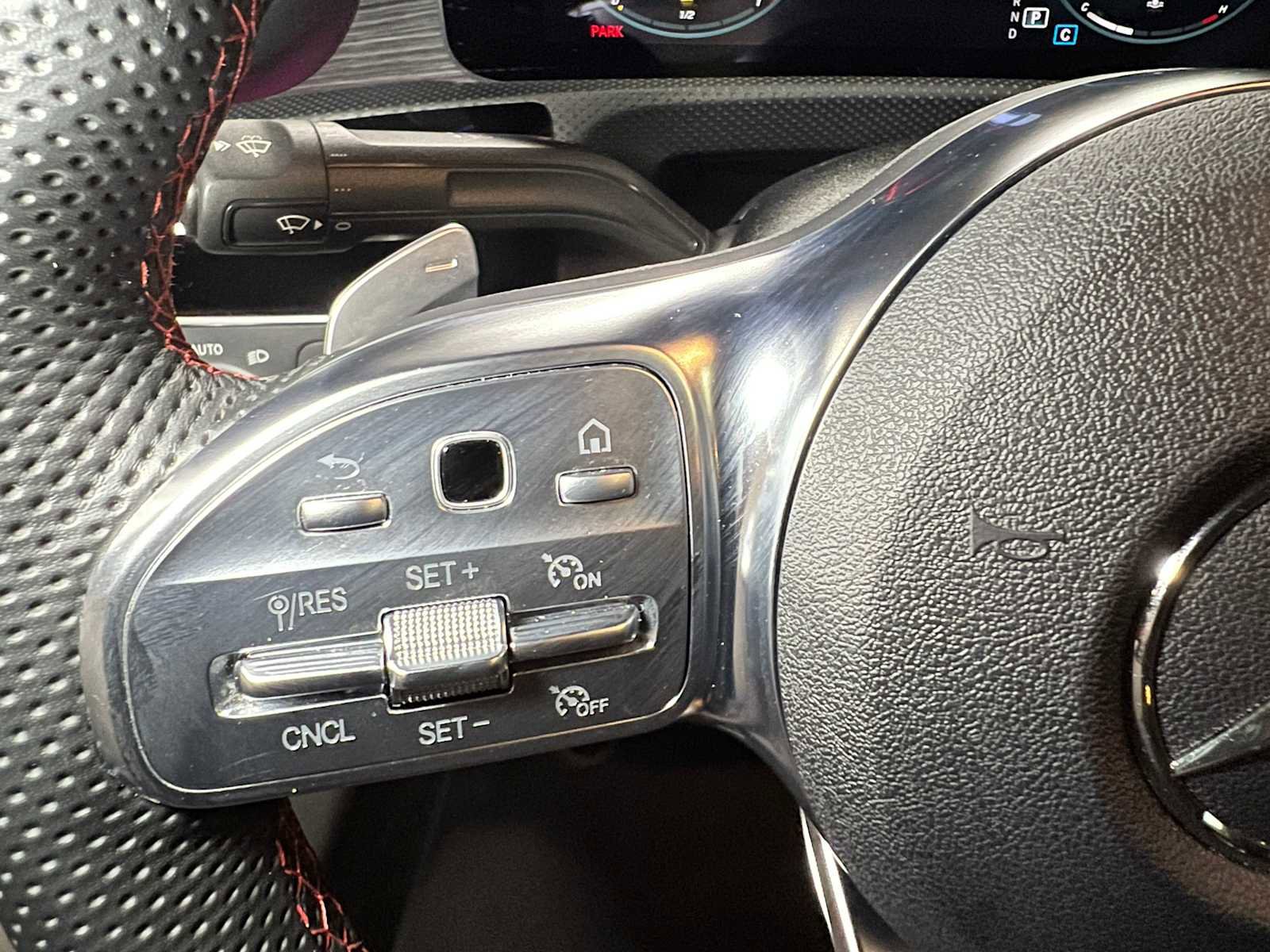 Used 2023 Mercedes-Benz CLA 250 4MATIC image 28