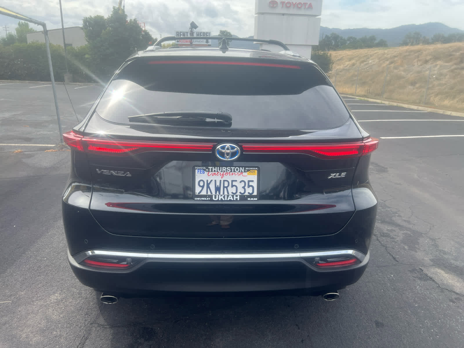Certified 2024 Toyota Venza XLE AWD/4WD image 9