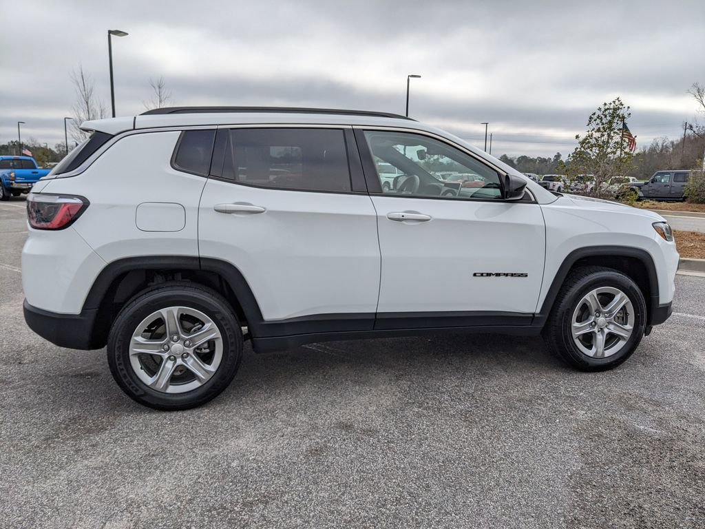 Used 2024 Jeep Compass Latitude image 20