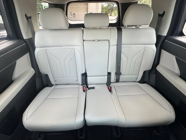 New 2027 Hyundai Santa Fe SEL AWD/4WD image 18
