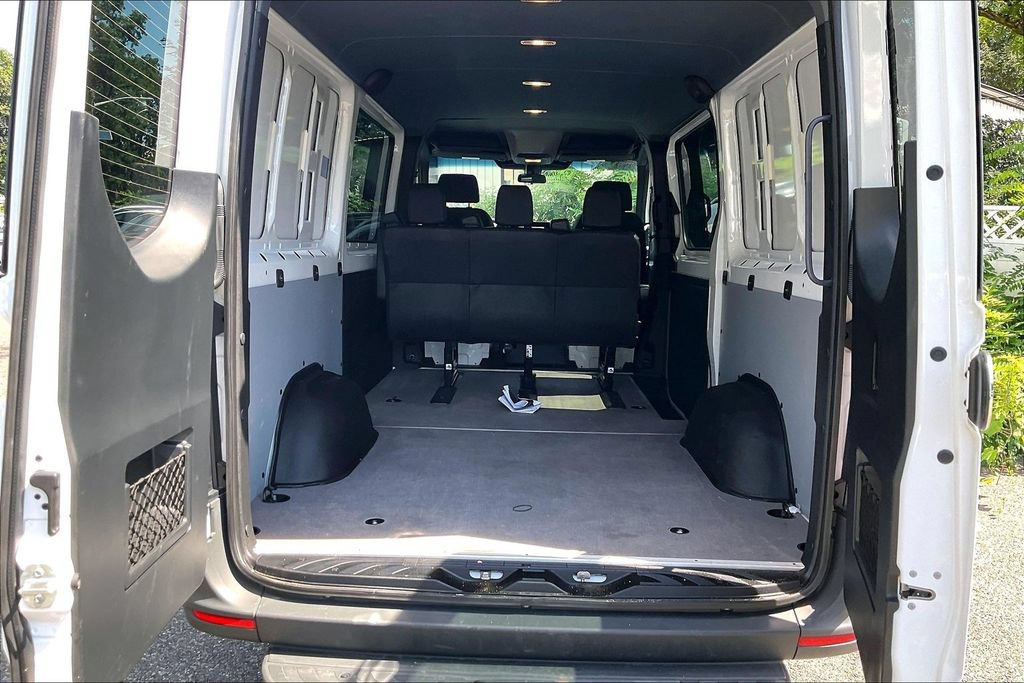 Used 2026 Mercedes-Benz Sprinter 2500 image 11