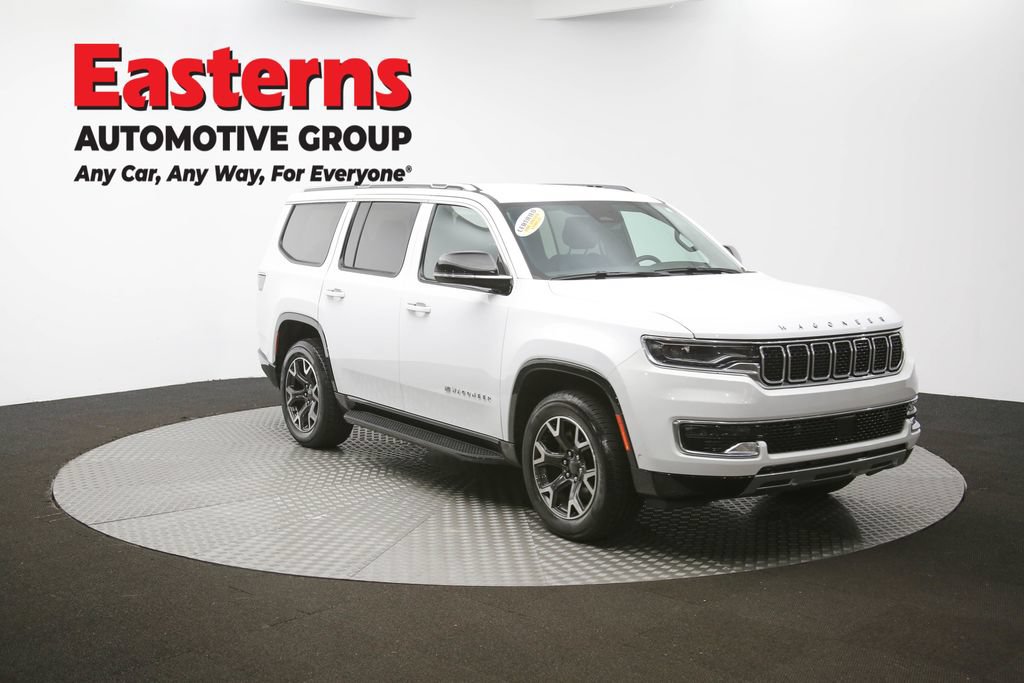Used 2023 Jeep Wagoneer Series III w/ Preferred Equipment Group RWD image 47