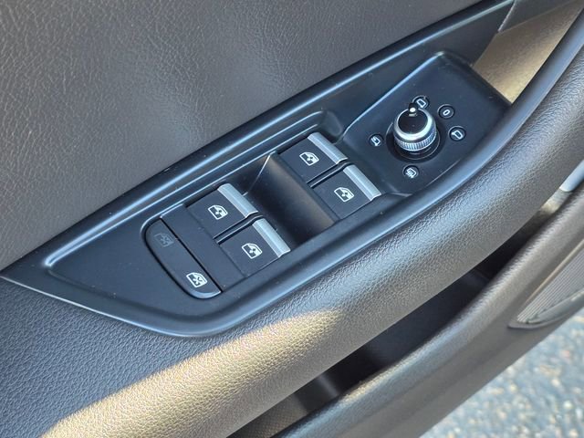 Used 2018 Audi A4 2.0T Ultra Premium Plus w/ Premium Plus Package FWD image 22