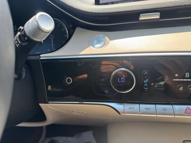 Certified 2023 Genesis GV70 2.5T w/ Advanced Package AWD/4WD image 32