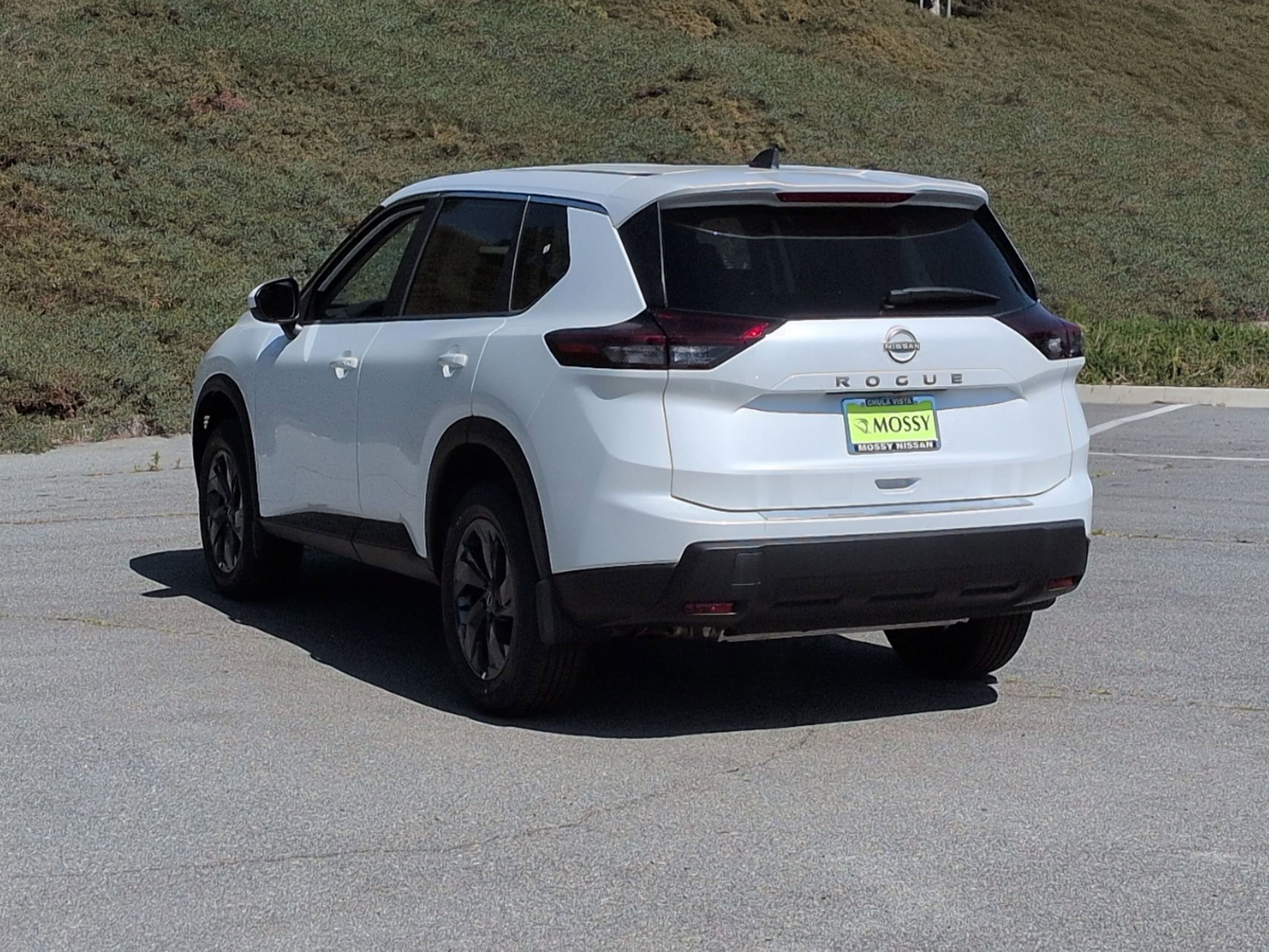 New 2026 Nissan Rogue SV w/ Cold Weather Package image 7