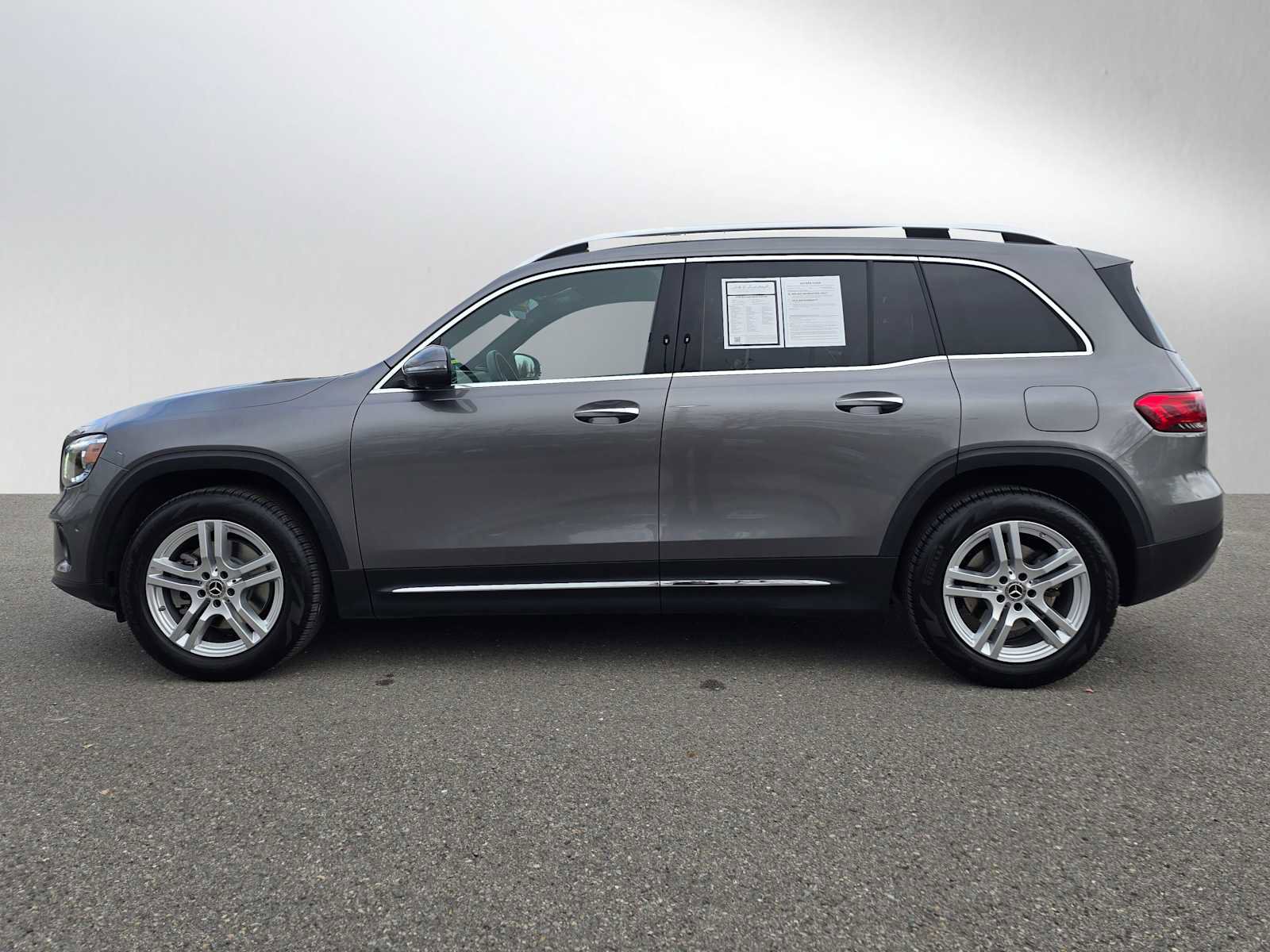 Used 2020 Mercedes-Benz GLB 250 4MATIC image 6