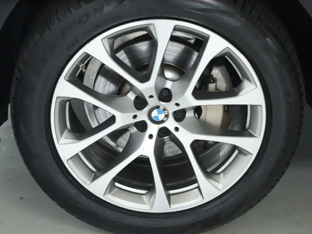 Used 2021 BMW X6 xDrive40i w/ Premium Package image 45