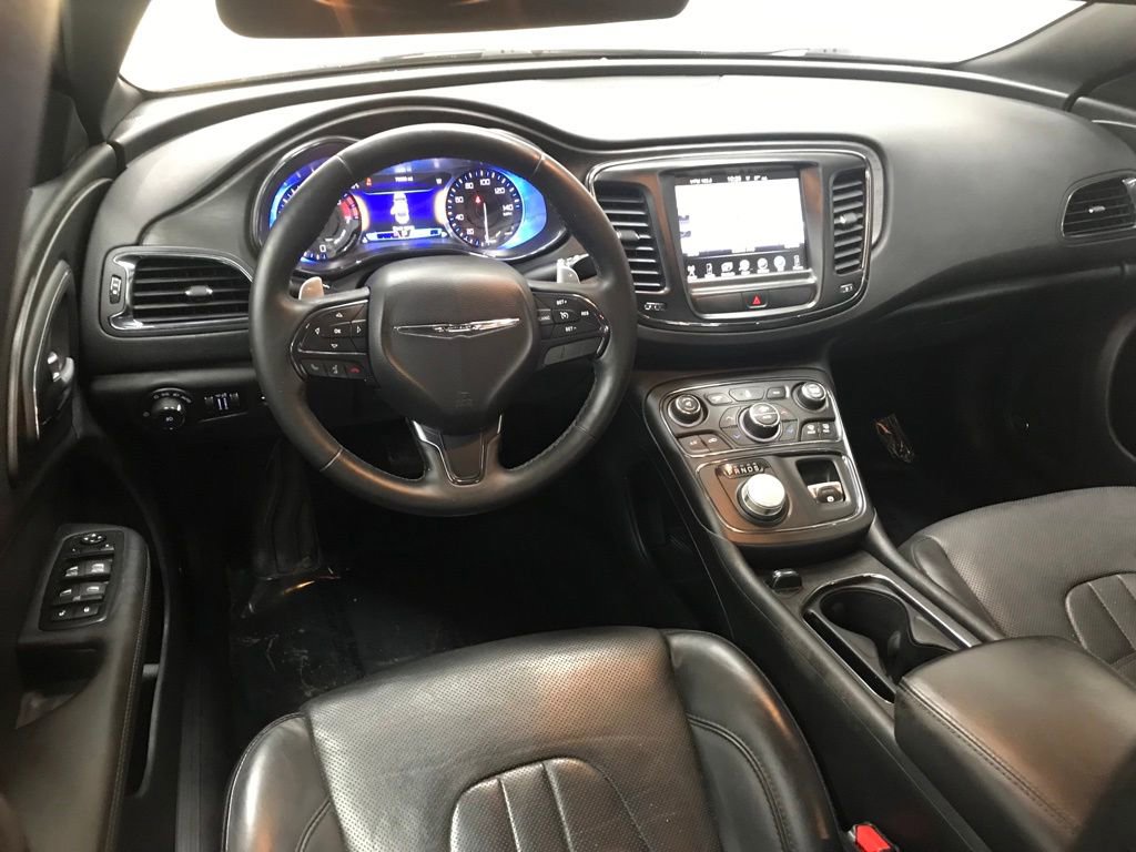 Used 2016 Chrysler 200 S w/ Navigation & Sound Group I image 26