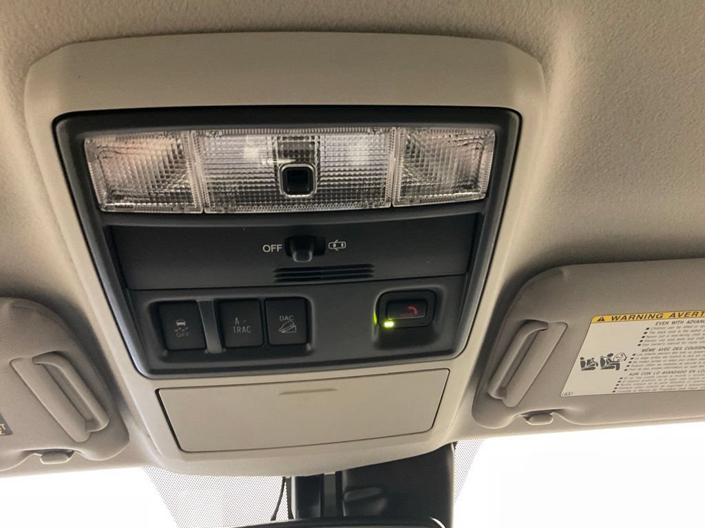 Used 2022 Toyota 4Runner TRD Sport AWD/4WD image 30