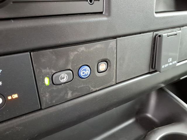 New 2026 Chevrolet Express 2500 w/ Driver Convenience Package image 33
