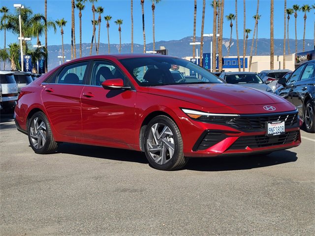 Used 2024 Hyundai Elantra SEL w/ Convenience Package image 27