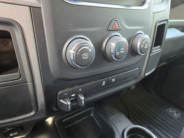Used 2016 RAM 3500 Tradesman w/ Chrome Appearance Group image 21