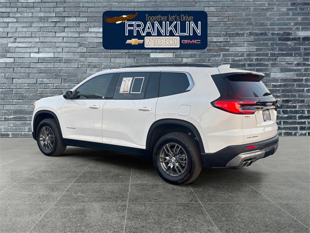 Used 2025 GMC Acadia Elevation image 3