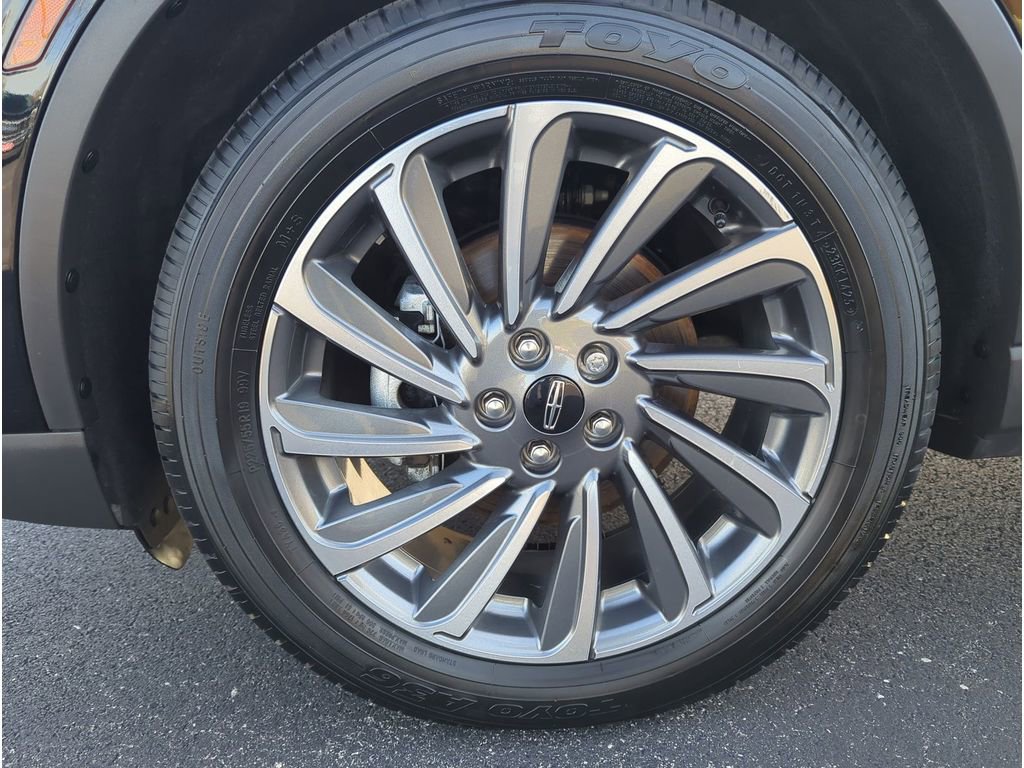 Used 2023 Lincoln Corsair Reserve w/ Equipment Group 201A image 10