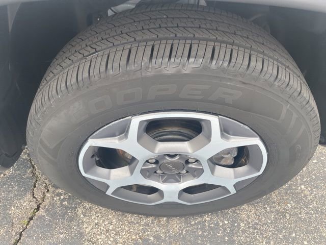 Used 2022 Jeep Compass Trailhawk w/ Trailhawk Elite Group AWD/4WD image 16