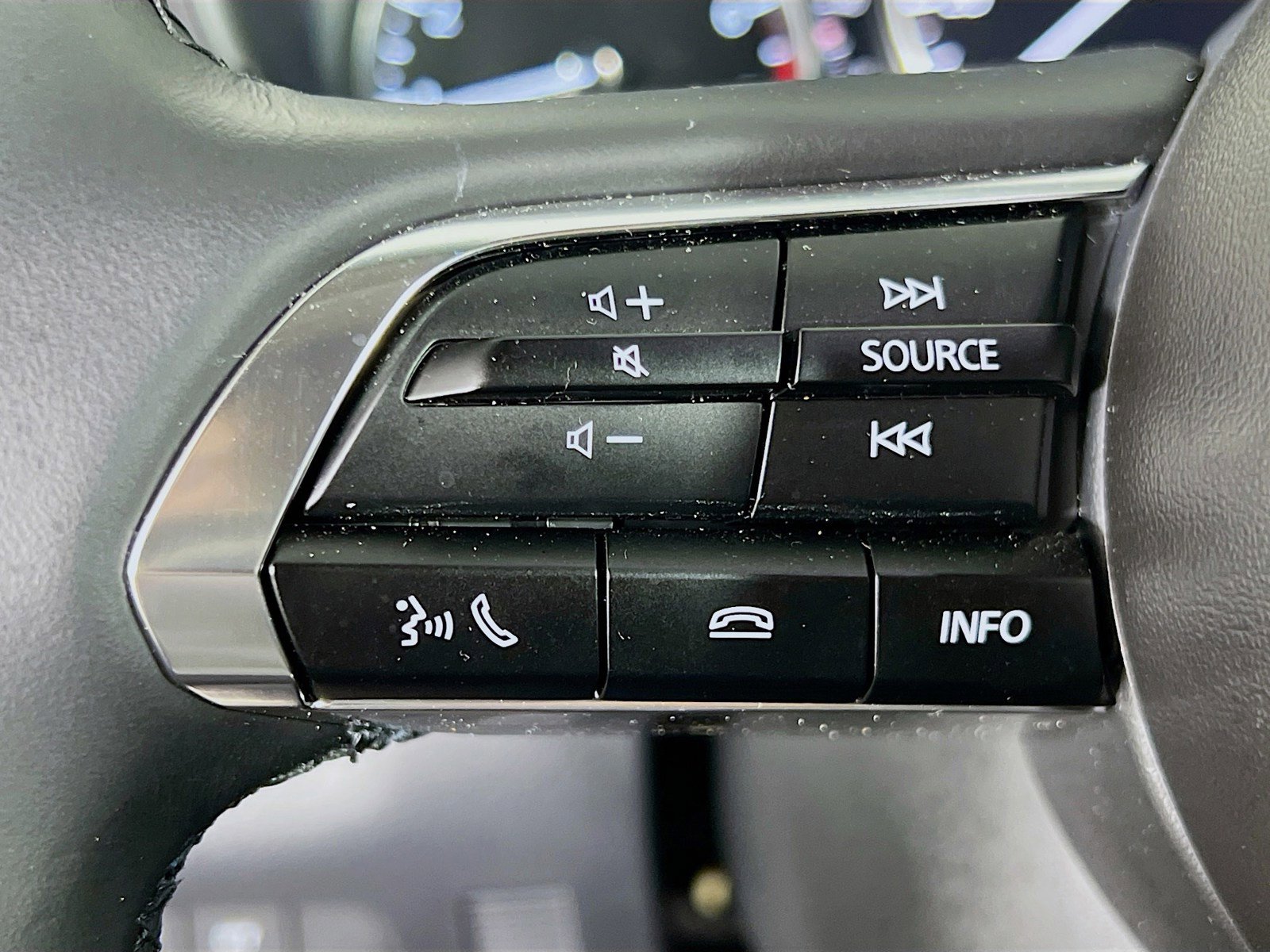 Certified 2025 MAZDA CX-30 AWD 2.5 S w/ Preferred Package image 13