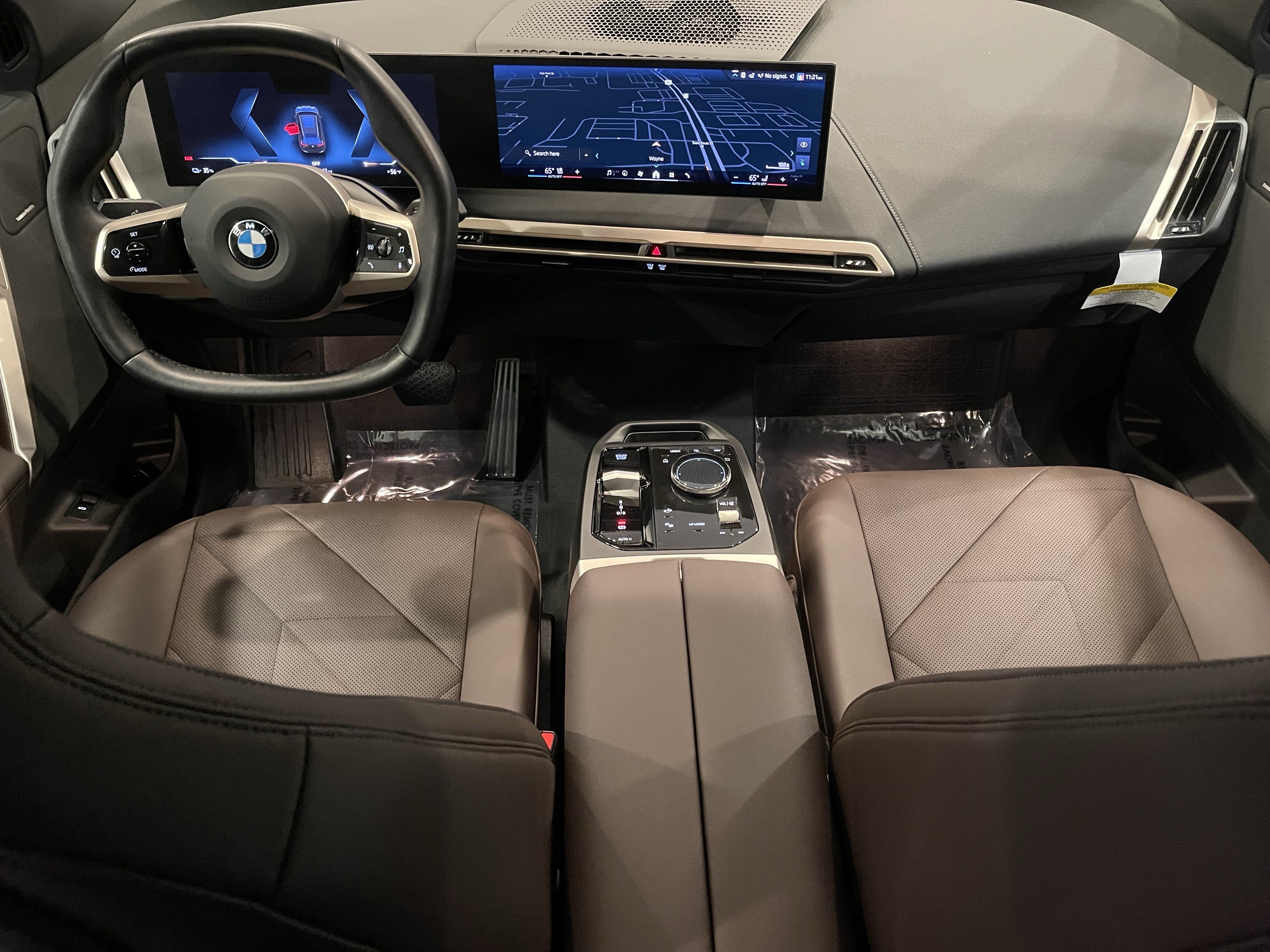 Used 2026 BMW iX xDrive45 AWD/4WD image 16