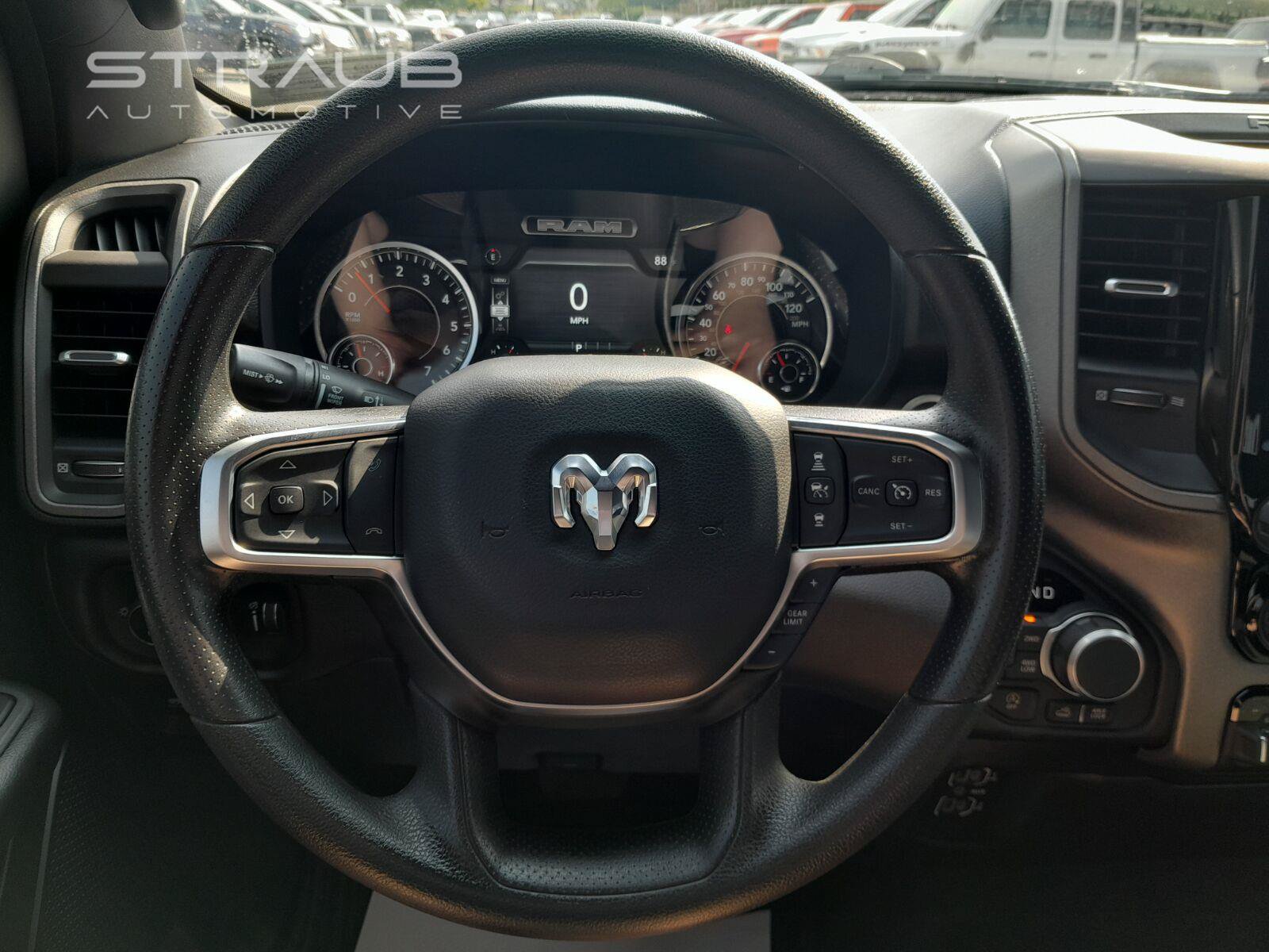 Used 2025 RAM 1500 Warlock AWD/4WD image 13