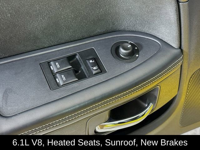 Used 2010 Dodge Challenger SRT8 w/ Special Edition Group image 17