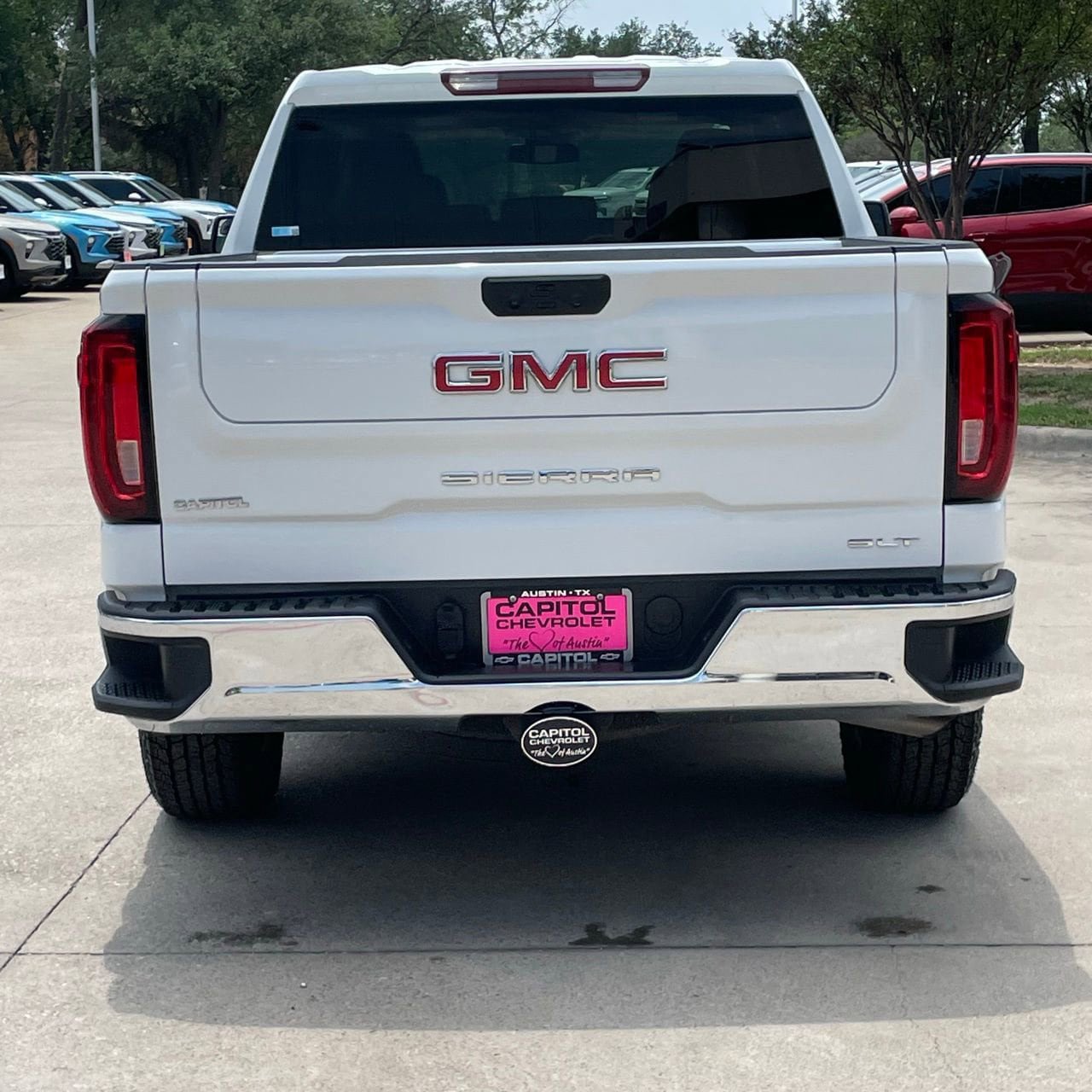 Used 2025 GMC Sierra 1500 SLT RWD image 5