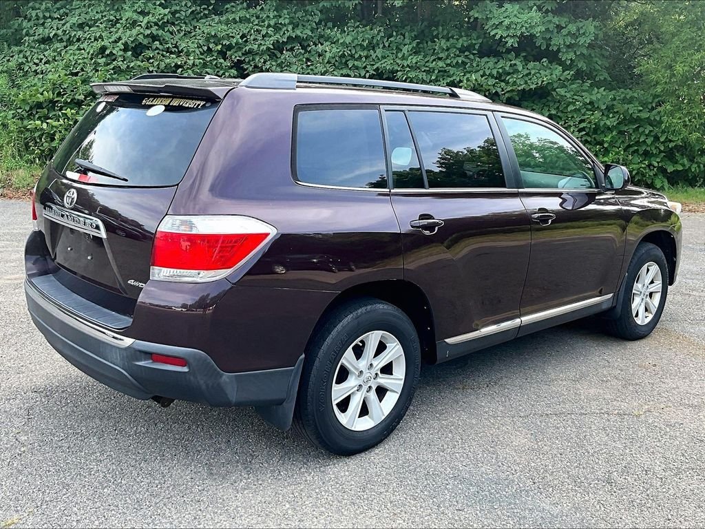 Used 2012 Toyota Highlander 4WD w/ Tech Pkg image 6