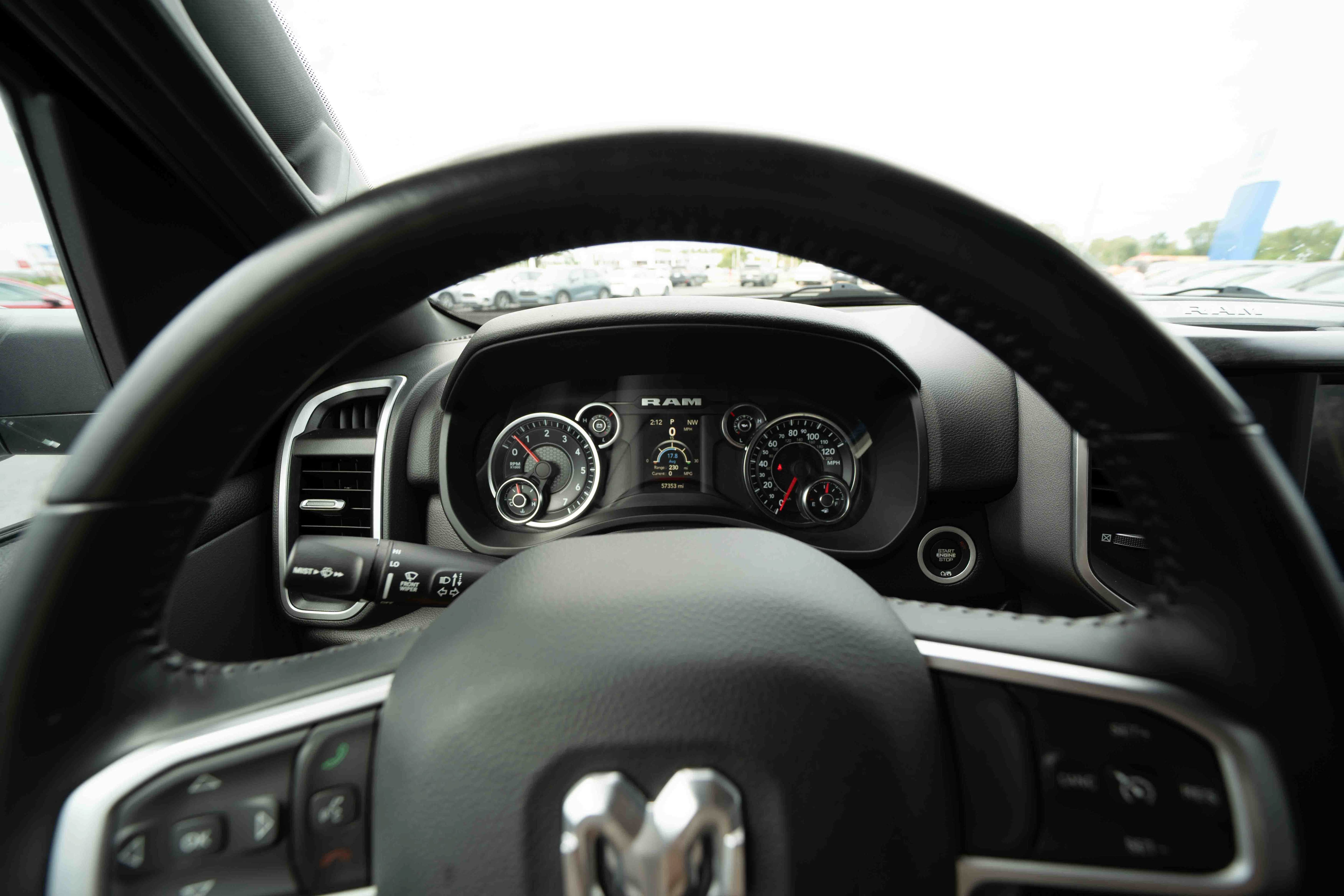 Used 2023 RAM 1500 Big Horn AWD/4WD image 14