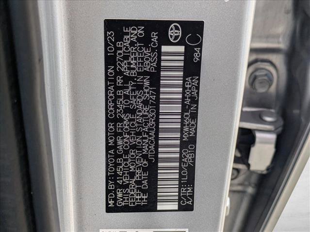 Used 2024 Toyota Prius Limited image 25