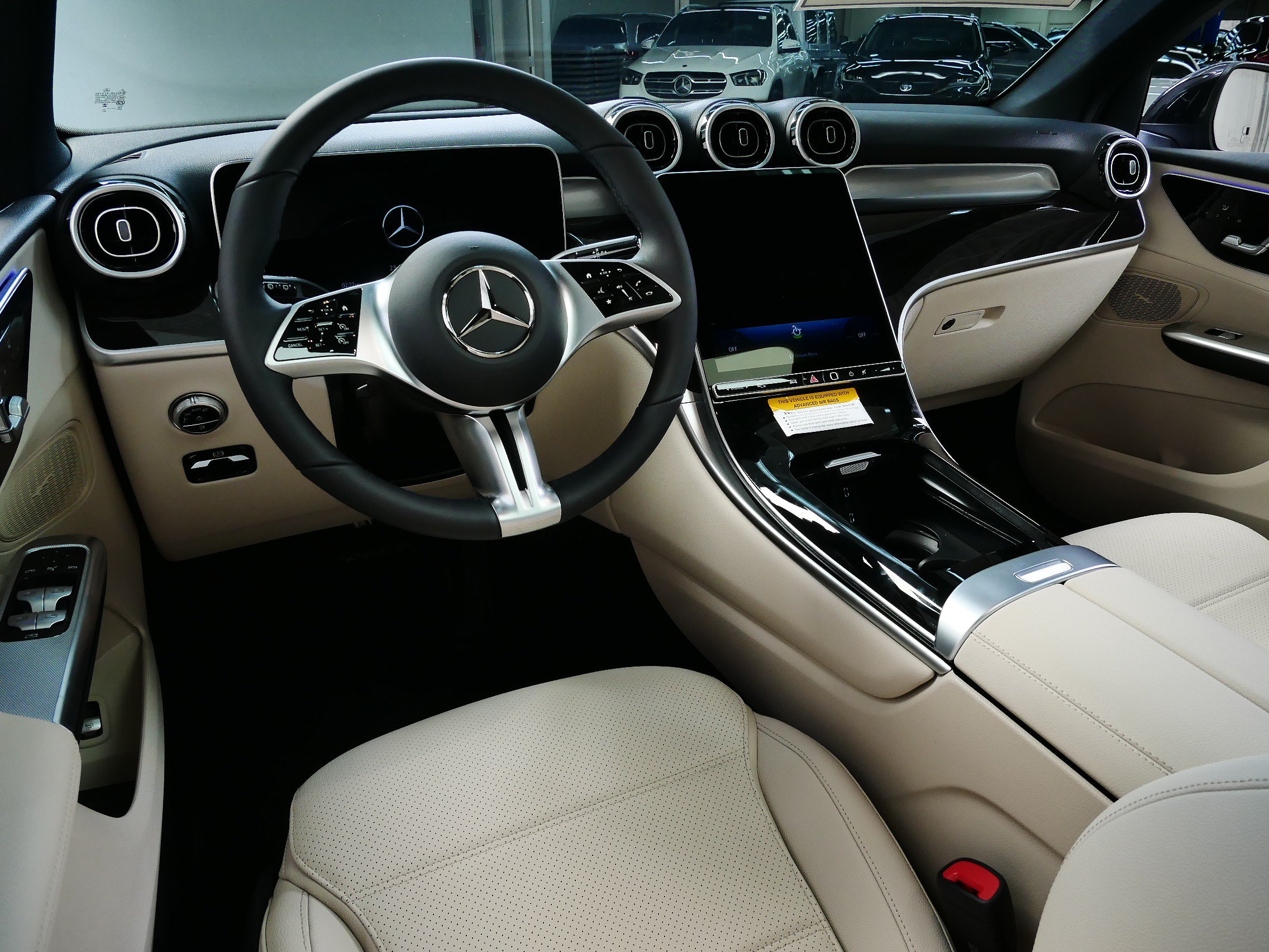 New 2026 Mercedes-Benz GLC 300 4MATIC image 3