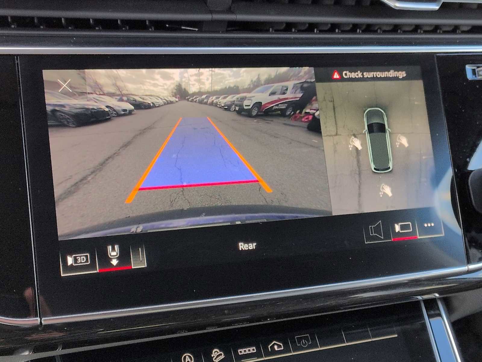 Used 2022 Audi Q7 Premium Plus image 32