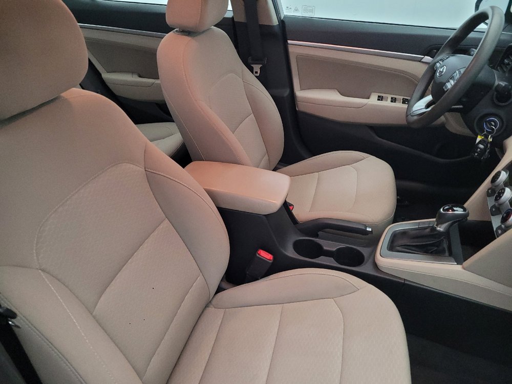 Used 2019 Hyundai Elantra SEL image 21