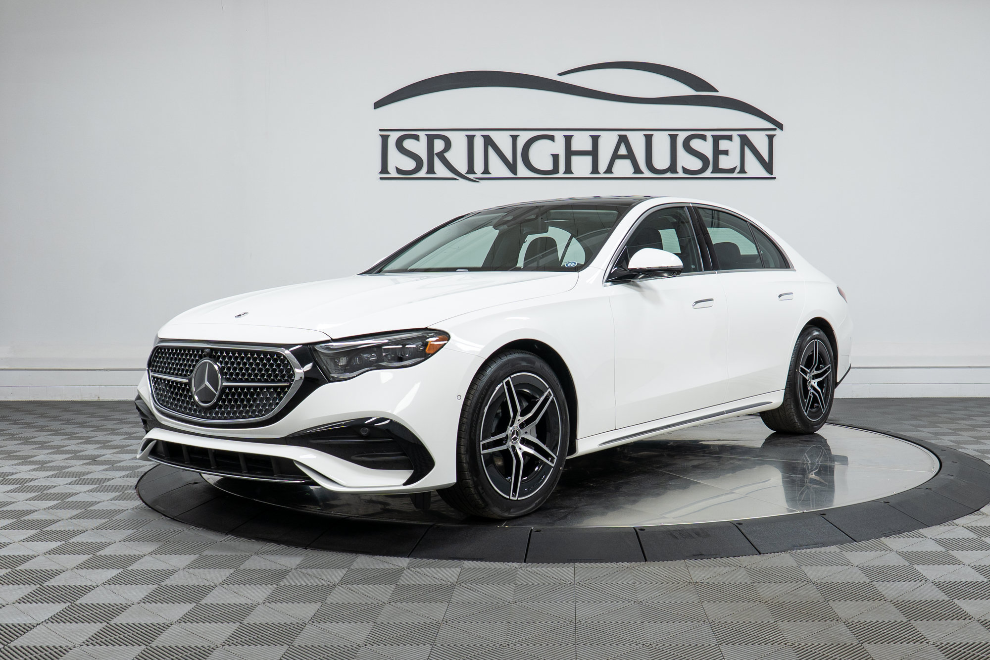 New 2025 Mercedes-Benz E 350 4MATIC Sedan image 1