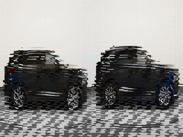 Used 2023 Acura MDX SH-AWD w/ Advance Package image 2