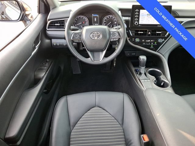 Used 2024 Toyota Camry SE w/ Cold Weather Package FWD image 12