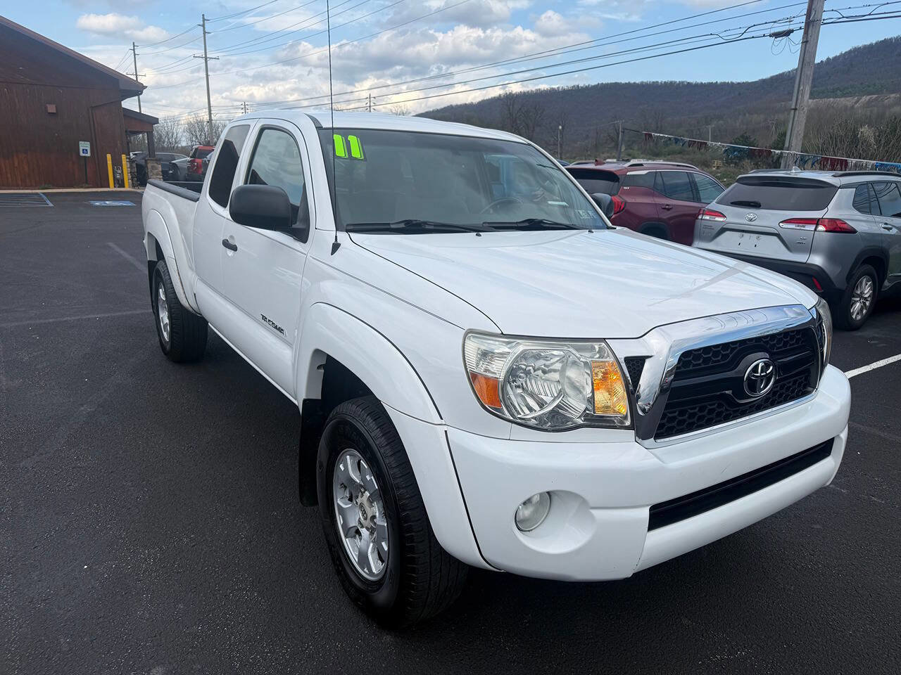 Used 2011 Toyota Tacoma 4x4 Access Cab V6 w/ SR5 Pkg #2
