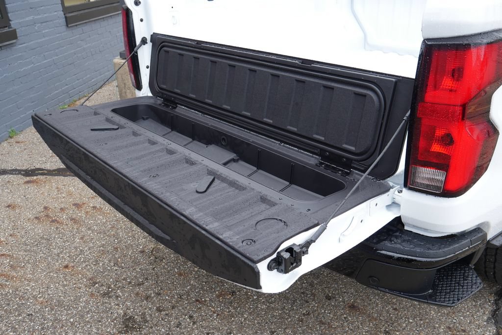 New 2026 Chevrolet Colorado Z71 w/ Technology Package AWD/4WD image 8