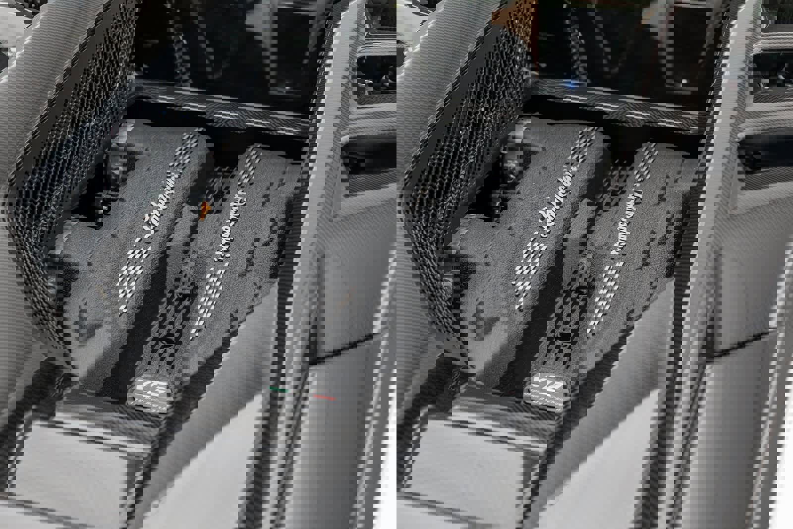 Used 2024 Lamborghini Revuelto image 33